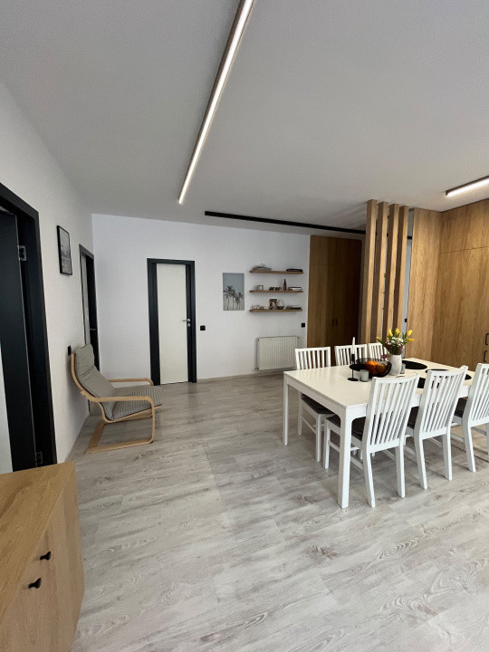 Apartament de 75 mp utili,3 camere,2 bai , zona Parcul Poligon 