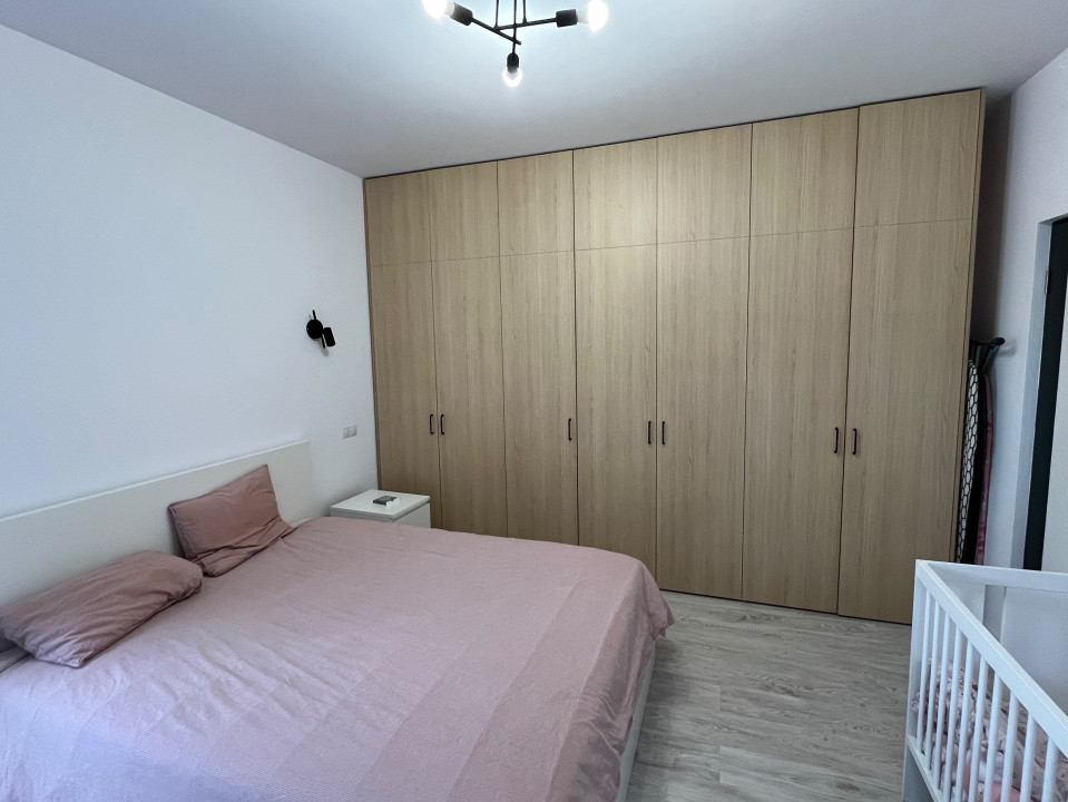 Apartament de 75 mp utili,3 camere,2 bai , zona Parcul Poligon 