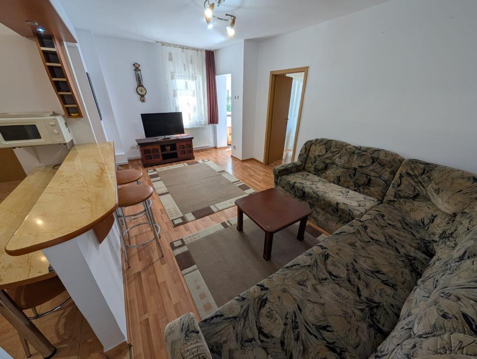 Apartament cu 2 camere, 47 mp, etaj intemediar, Zona Interservisan
