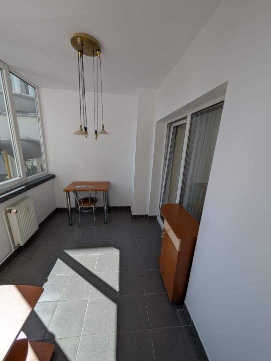 Apartament cu 2 camere, 47 mp, etaj intemediar, Zona Interservisan