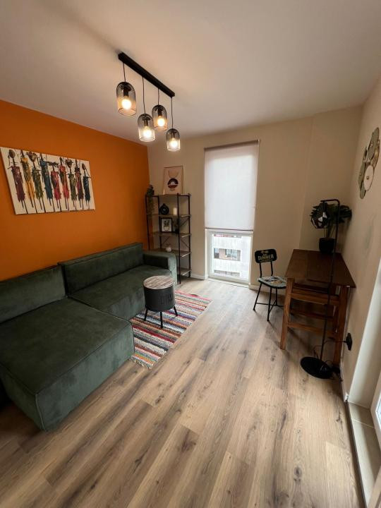 Apartament cu 3 camere ,bloc nou cu lift , parcare 