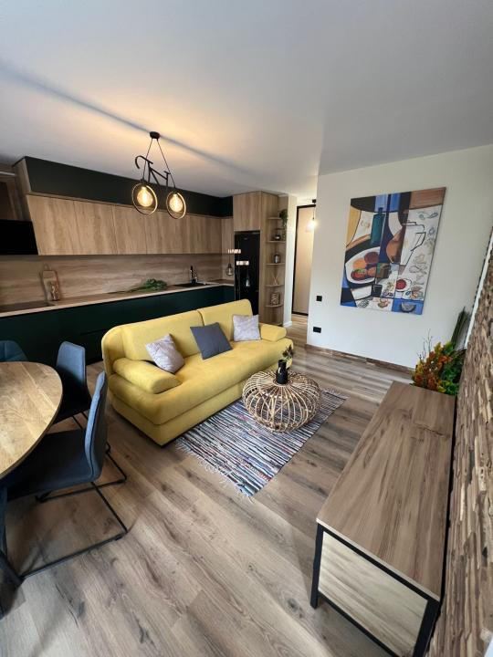 Apartament cu 3 camere ,bloc nou cu lift , parcare 
