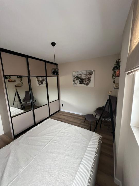 Apartament cu 3 camere ,bloc nou cu lift , parcare 