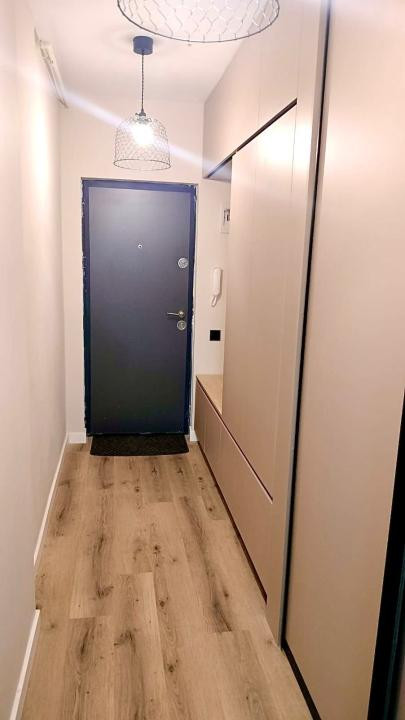 Apartament cu 3 camere ,bloc nou cu lift , parcare 
