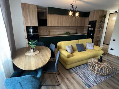 Apartament cu 3 camere ,bloc nou cu lift , parcare 