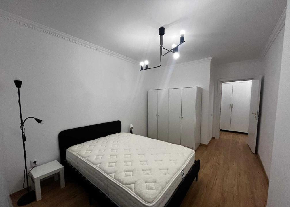 Apartament de 2 camere , 55  mp, Eroilor