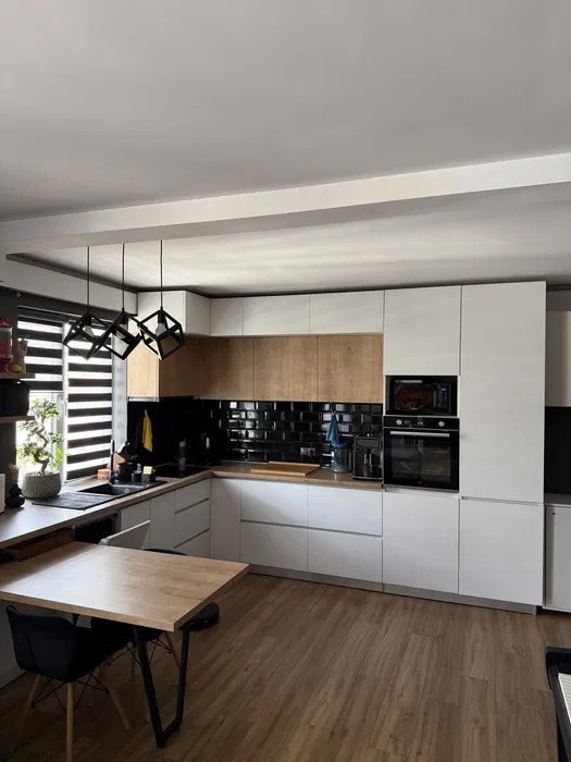 Apartament cu 2 camere, 55 mp, balcon, zona Reprezentantei BMW