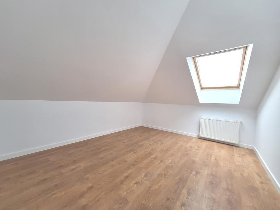 Apartament cu 4 camere, 61,43 mp, zona JISK 
