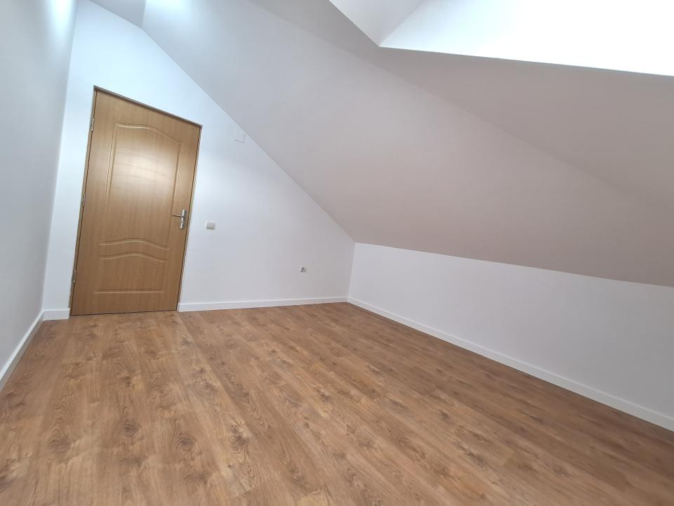 Apartament cu 4 camere, 61,43 mp, zona JISK 