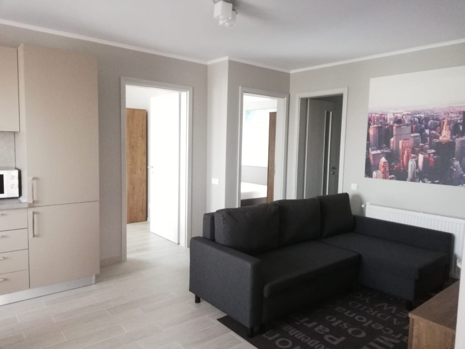 Cladire cu 7 apartamenete,parcari,zona semicentrala