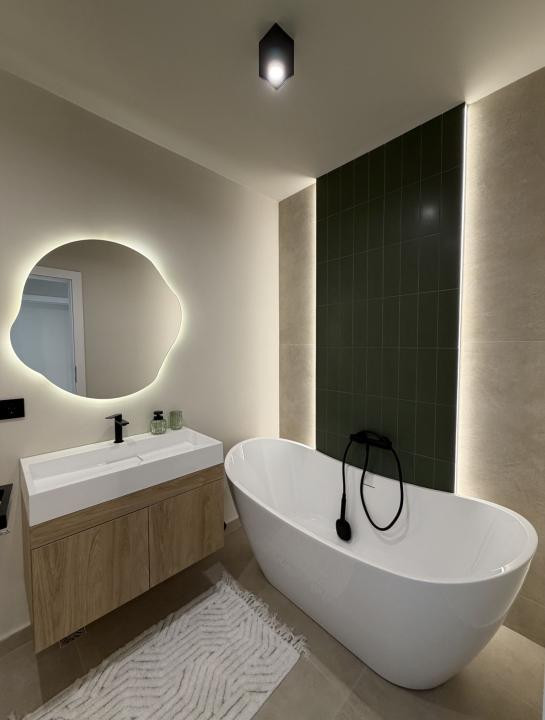 Apartament cu 3 camere la cheie ,bloc nou,Eroilor Residence 