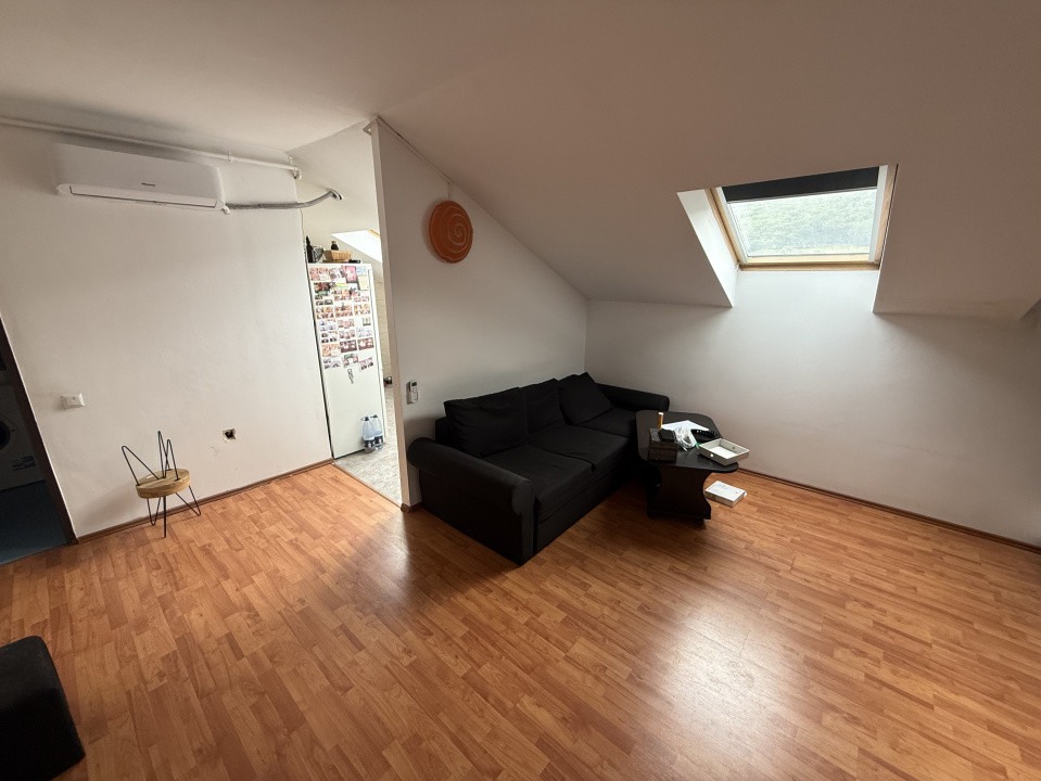 Apartament 56 mp , Florilor Florești!