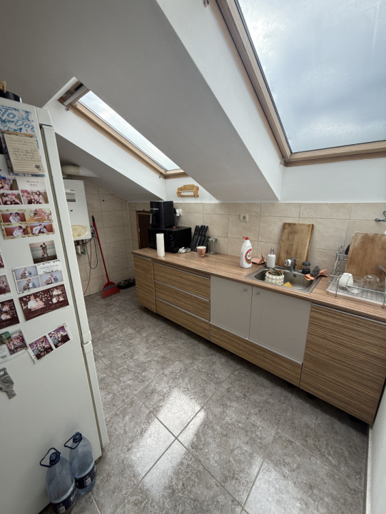 Apartament 56 mp , Florilor Florești!