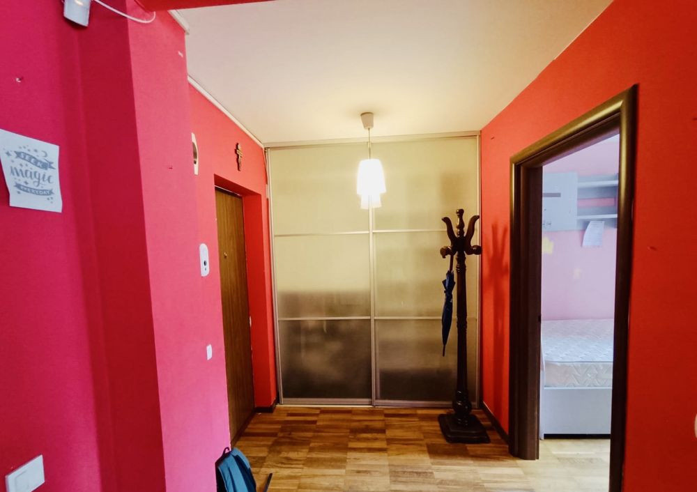 Apartament 3 camere Florilor, Floresti
