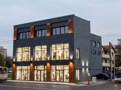 Spatiu comercial de inchiriat, 600mp, Zona Platinia