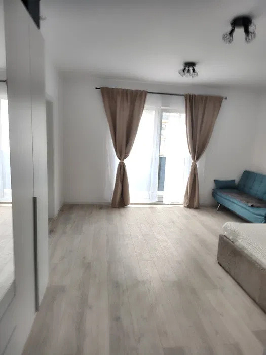 Apartament de 1 camera , 37  mp, Eroilor bloc NOU