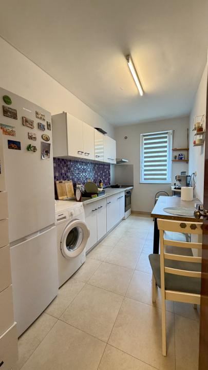 Apartament cu 2 camere,parcare,boxa de depozitare,zona Roata Faget