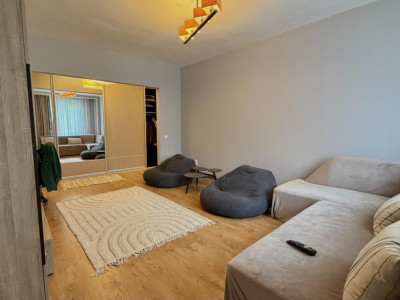 Apartament cu 2 camere,parcare,boxa de depozitare,zona Roata Faget