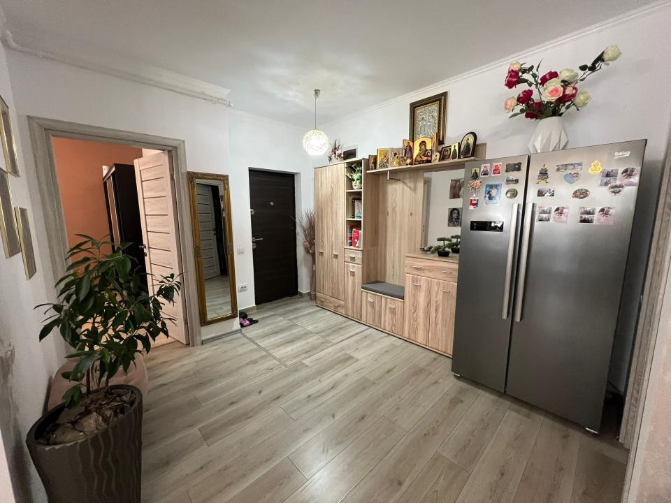 Apartament de 3 camere, 75 mp utili +Gradina/Boxa/ Parcul Poligon