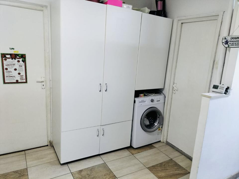 Apartament de închiriat cu 2 camere deco.,Manatur zona Piața Flora