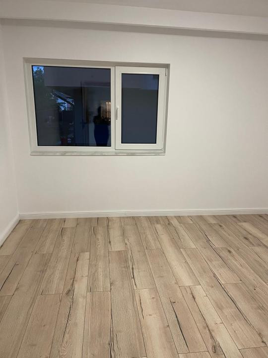 Apartament de 57 mp utili+150 mp grădină ,parcare,zona Tineretului