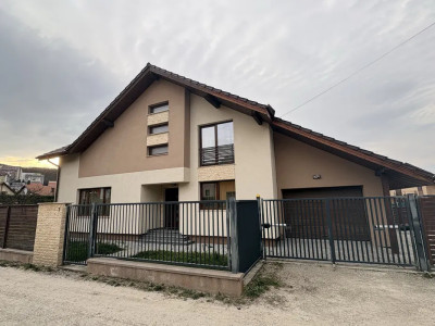 Casa moderna, 168mp, in zona strazii Campului