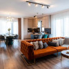 Casă tip duplex, 138 mp, curte, garaj, zona Vivo