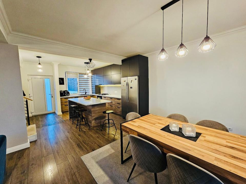 Casă tip duplex, 120 mp, 300 mp curte, PETFRIENDLY, zona Voronet