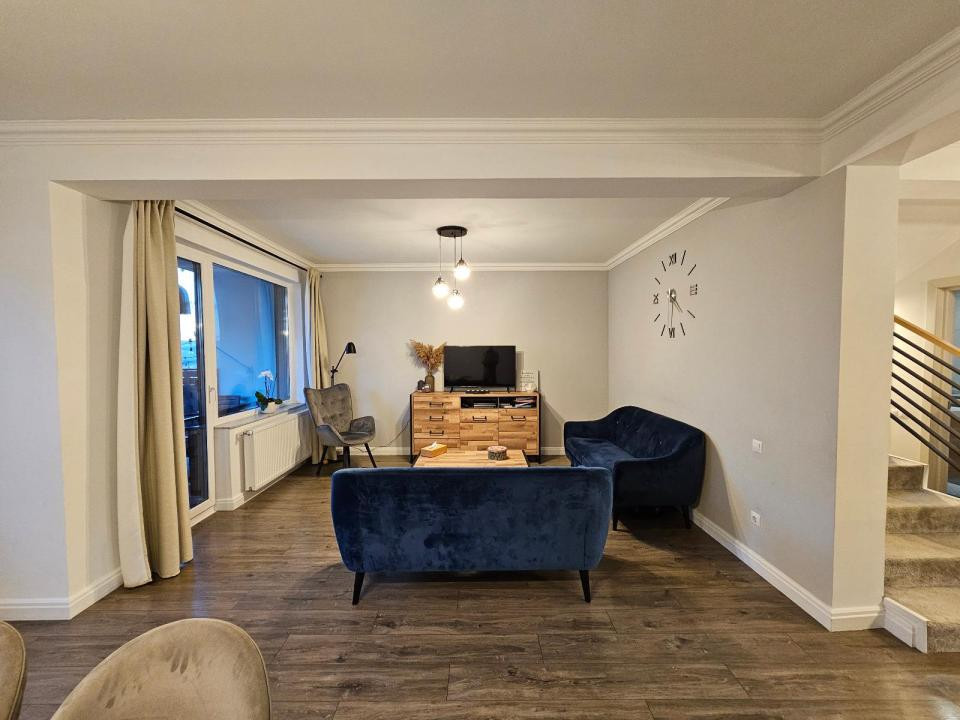 Casă tip duplex, 120 mp, 300 mp curte, PETFRIENDLY, zona Voronet