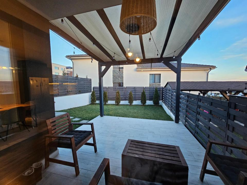 Casă tip duplex, 120 mp, 300 mp curte, PETFRIENDLY, zona Voronet