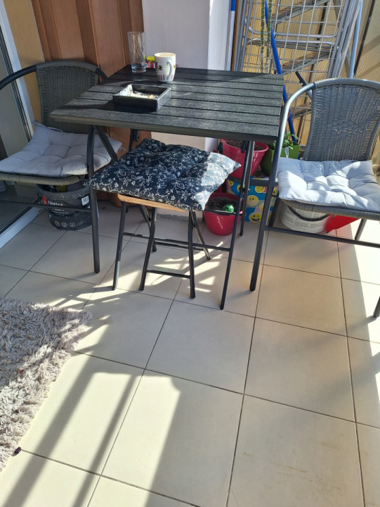 Apartament cu 2 camere, 34 mp, balcon, zona Florilor