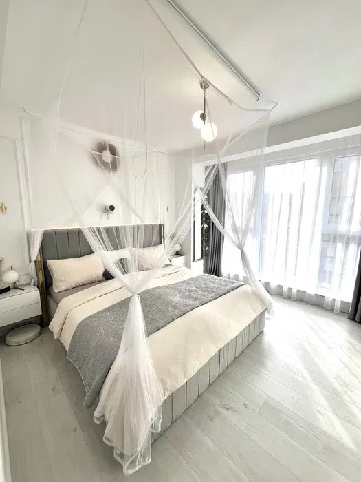 Apartament ultrafinisat, balcon, zona Terra