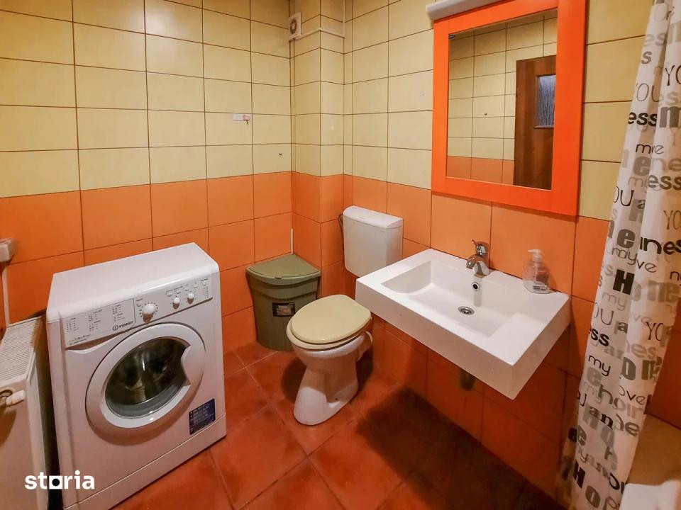 Apartament decomandat, parcare, zona Eroilor