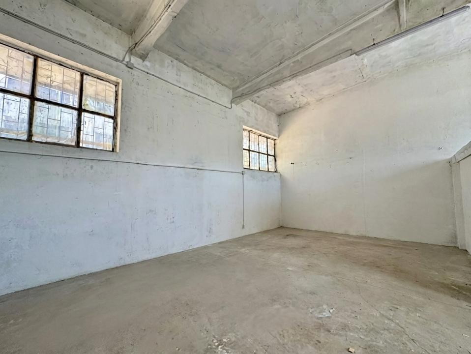Hală industrială, 130 mp, 5m înălțime, zona Calea Baciului