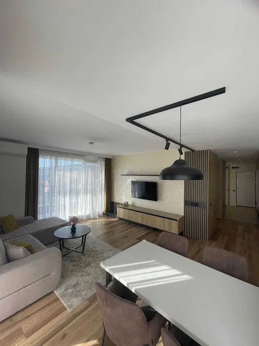 Apartament 3 camere, 78 mp, loc parcare, terase, Marasti