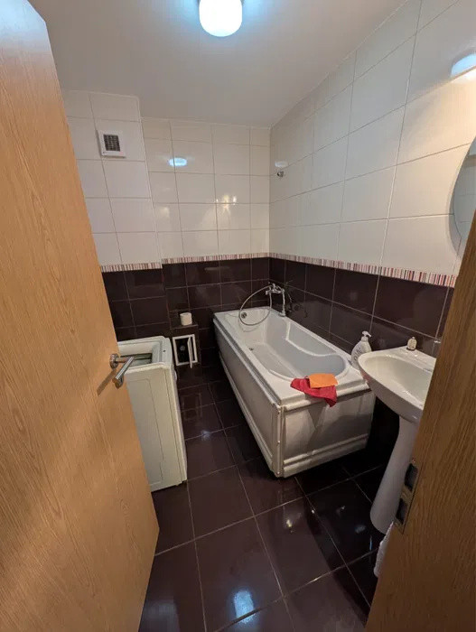 Apartament o camera, decomandat, 38mp, Calea Turzii