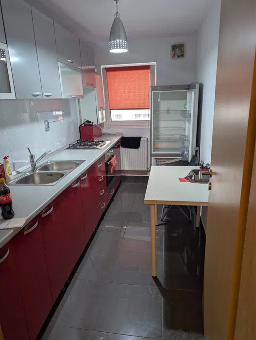 Apartament o camera, decomandat, 38mp, Calea Turzii