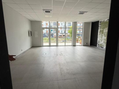 Spatiu comercial, alimentatie publica, 89 mp, Finisat,Eroilor,Floresti