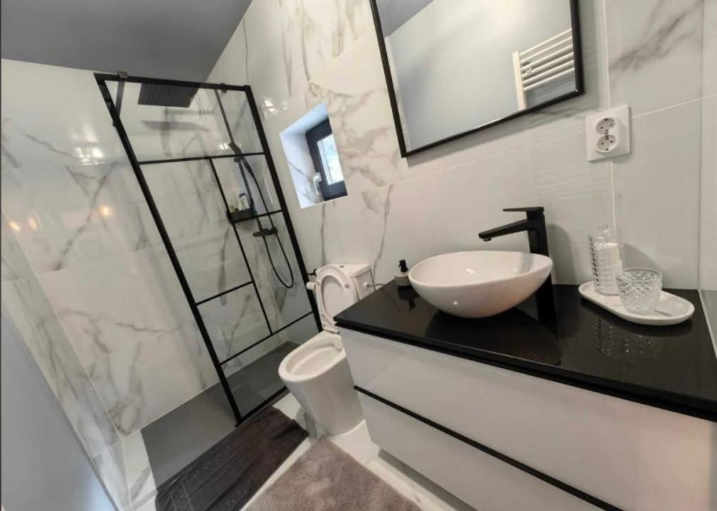 CABANA/CASA DE VACANTA PE MALUL LACULUI SOMESUL CALD,LA CHEIE