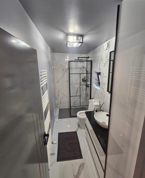 CABANA/CASA DE VACANTA PE MALUL LACULUI SOMESUL CALD,LA CHEIE