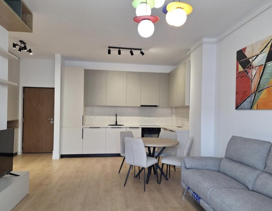Apartament de 2 camere,45 mp, Ultramodern,Mobilat/Utilat, Zona Eroilor
