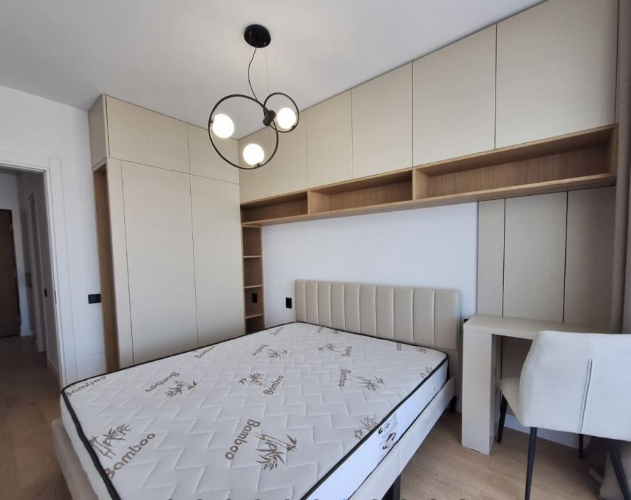 Apartament de 2 camere, 45 mp,Ultramodern,Mobilat/Utilat, Zona Eroilor