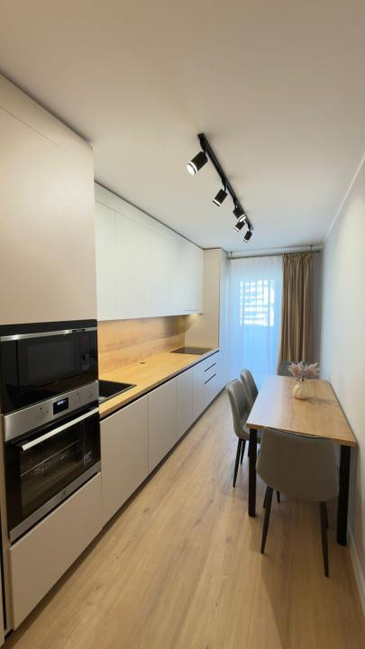Apartament ULTRAFINISAT 3 camere 55 mp, zona Eroilor