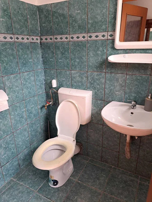 Triplex finisat, gradina, parcare, zona Eroilor