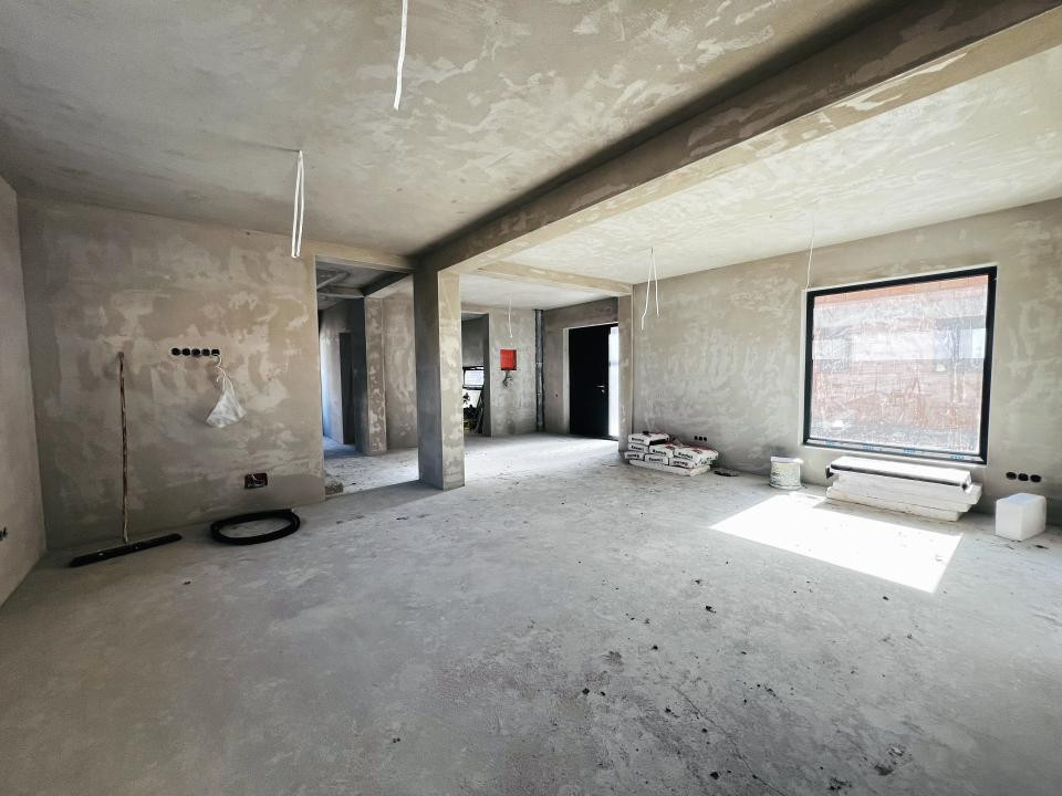 Casa individuala  , 146 mp utili , 400 mp teren liber ,  in zona Tauti 