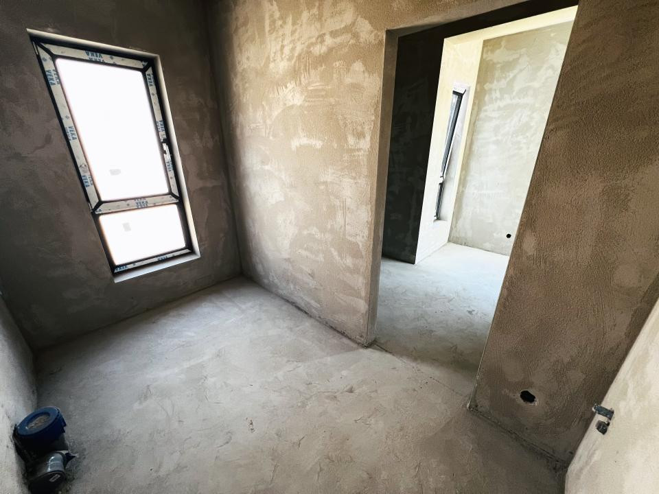 Casa individuala  , 146 mp utili , 400 mp teren liber ,  in zona Tauti 