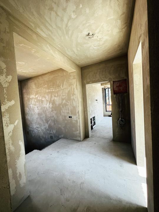 Casa individuala  , 146 mp utili , 400 mp teren liber ,  in zona Tauti 