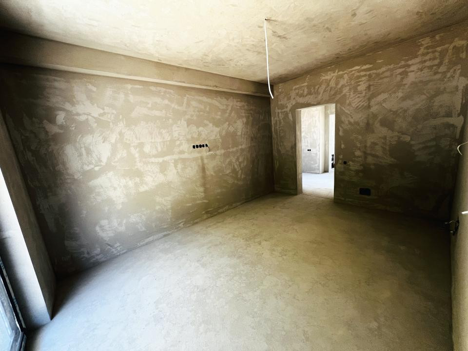 Casa individuala  , 146 mp utili , 400 mp teren liber ,  in zona Tauti 