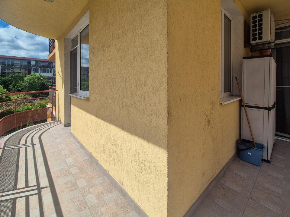 Apartament 2 camere, la cheie, etaj intermediar,parcare-strada Eroilor
