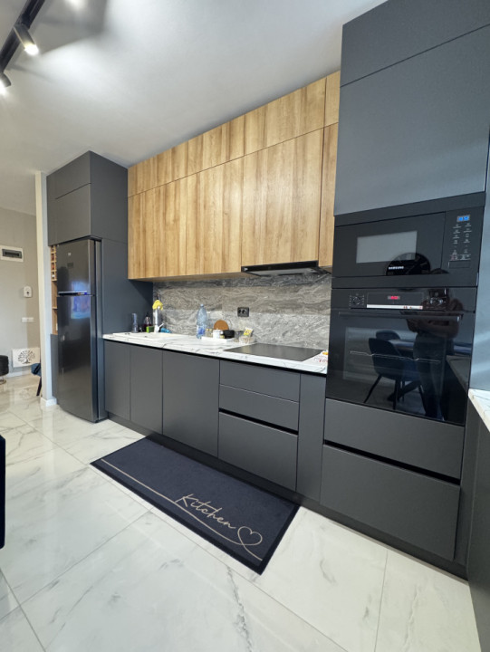 Apartament de 3 camere, 64 mp, mobilat/utilat, parcare,Zona Sub Cetate